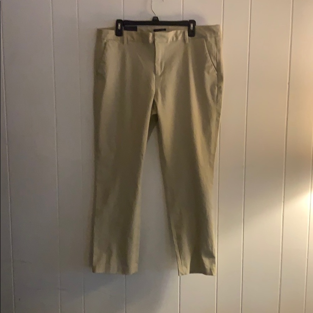 NWT Tommy Hilfiger khaki pants